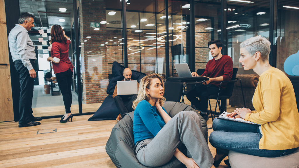 Le coworking comme solution d’appoint pendant vos travaux